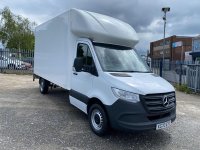 MERCEDES-BENZ SPRINTER
