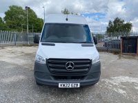 MERCEDES-BENZ SPRINTER