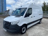 MERCEDES-BENZ SPRINTER