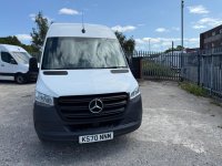 MERCEDES-BENZ SPRINTER