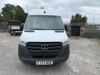 MERCEDES-BENZ SPRINTER