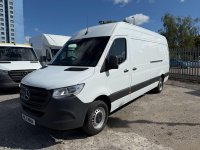 MERCEDES-BENZ SPRINTER